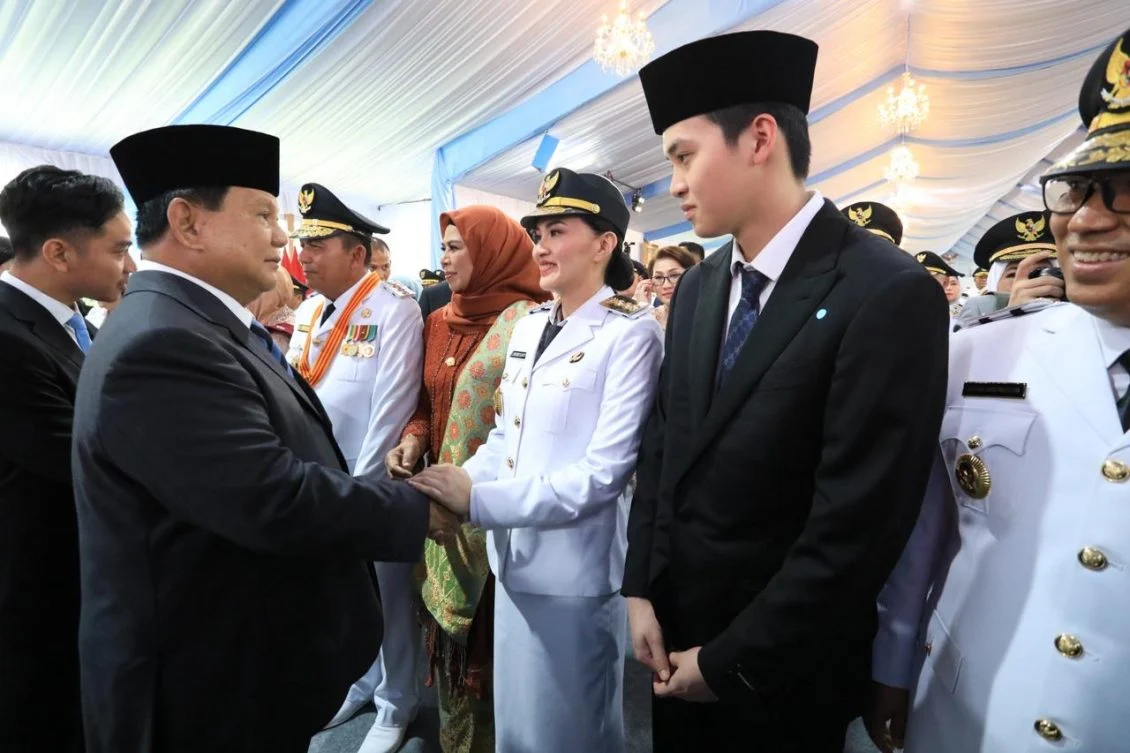 Momen Akrab Presiden Prabowo dan Gubernur Sherly Tjoanda di Maluku Utara