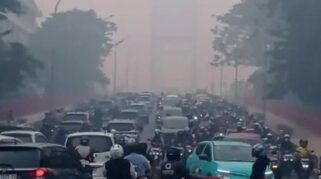 Palembang Diselimuti Asap Tebal, IQAir Catat Kualitas Udara Unsri Tembus 1.083