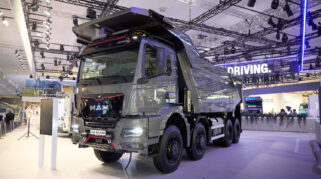 Peluncuran MAN TGS 60.540 8x4: Truk Tambang Berkapasitas 60 Ton yang Inovatif