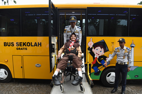 Pemerintah DKI Jakarta Siapkan 37 Bus Sekolah Khusus untuk Penyandang Disabilitas