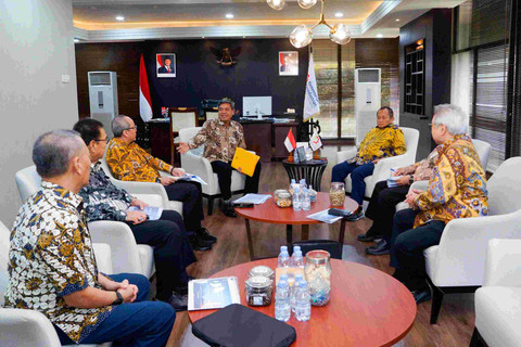 Pemerintah Kaji Insentif Nonfiskal Mobil Hybrid dan REEV, Rampung Tahun Ini