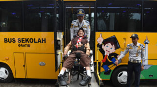 Pemprov DKI Jakarta Sediakan 37 Bus Sekolah untuk Penyandang Disabilitas