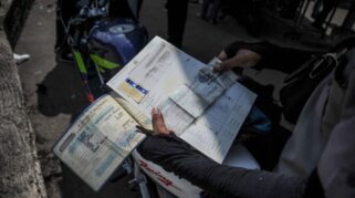 Pengendara Kini Bisa Menunjukkan STNK Digital Saat Razia di Jalan