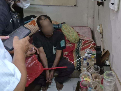 Penggerebekan Sarang Narkoba di Bekasi: 9 Tersangka dan 12 Paket Sabu Diamankan