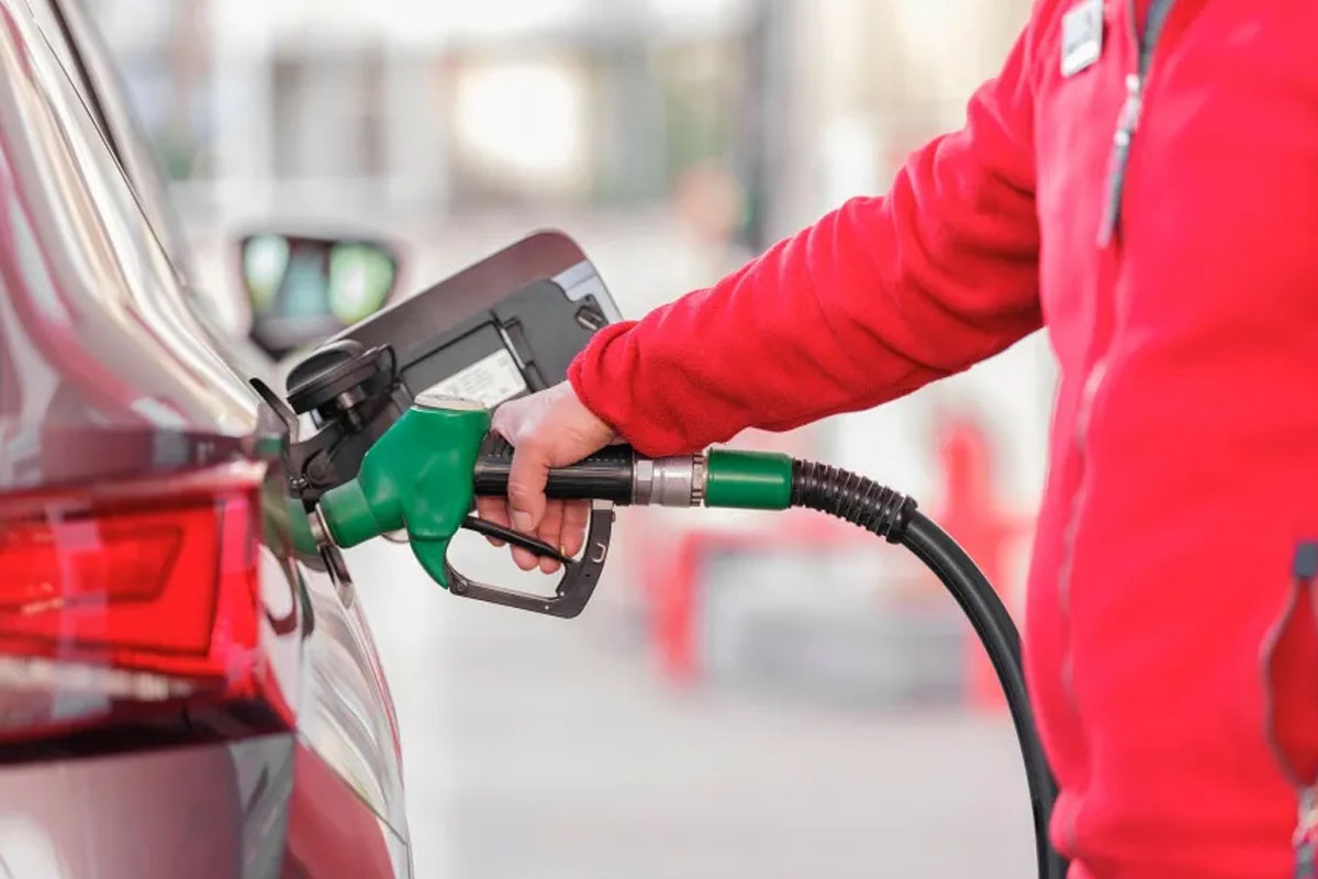Penjualan Mobil Bensin Murni Turun Drastis, Kini Hanya 49 Persen dari Total Penjualan Global