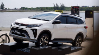 Penjualan Toyota Rush dan Daihatsu Terios Tangguh di Tengah Gempuran Mobil Elektrifikasi