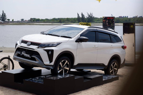 Penjualan Toyota Rush dan Daihatsu Terios Tangguh di Tengah Gempuran Mobil Elektrifikasi