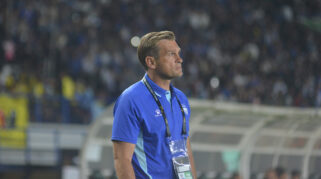 Persib Bandung Taktik Tanpa Striker Murni Melawan Port FC di ACC Shopee Cup 20262027