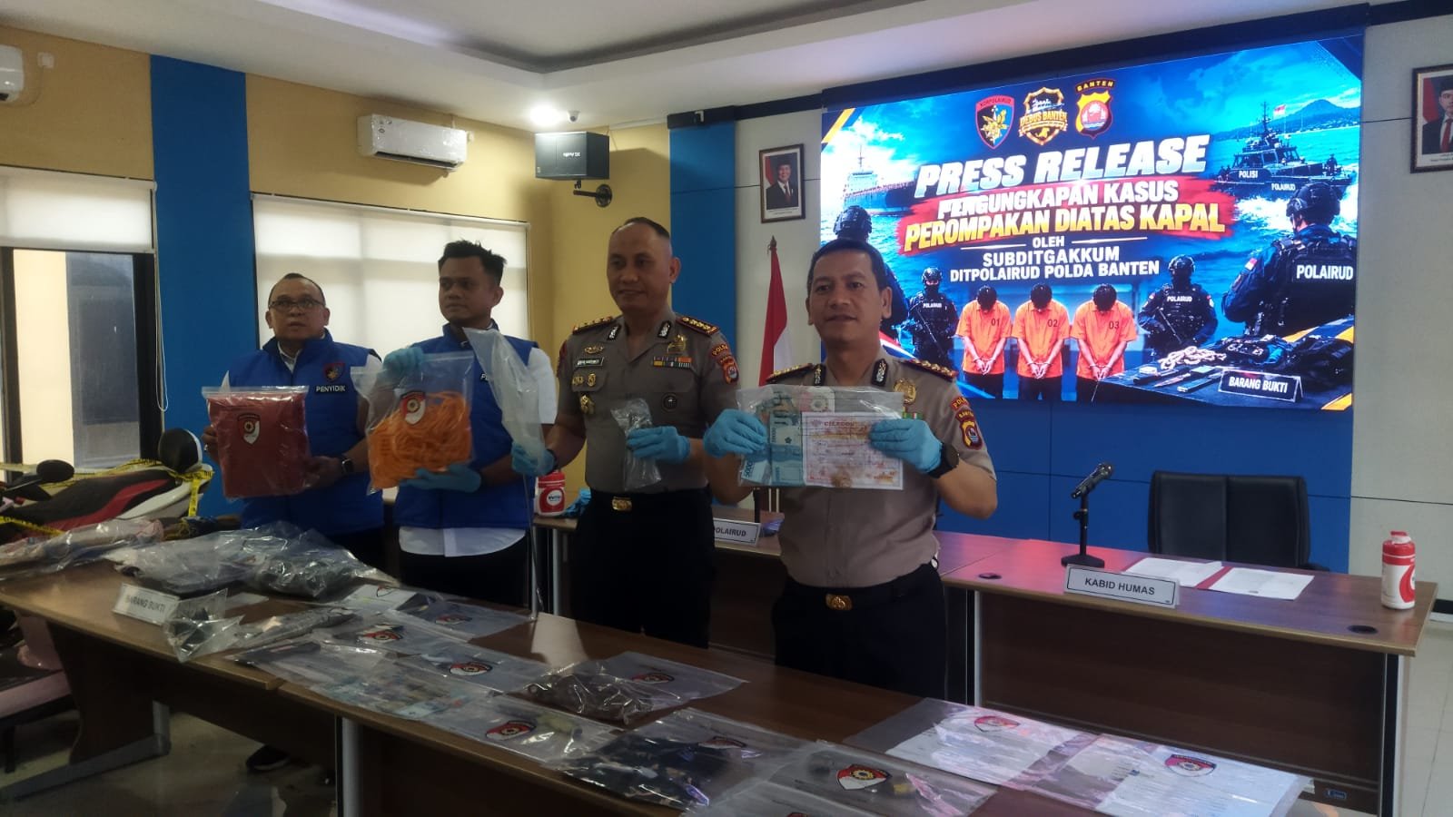 Polairud Polda Banten Ringkus Perompak Kapal di Perairan Merak-Bojonegara