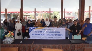 Politeknik Negeri Jember Tingkatkan Efektivitas Pelayanan Administrasi Desa Rambipuji Melalui Digitalisasi di Jember