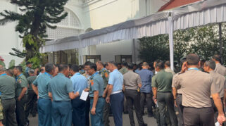 Prabowo Beri Taklimat kepada Para Pati TNI-Polri di Istana
