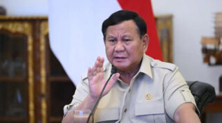 Prabowo Panggil Menko Polkam hingga Kepala BPGMN, Bahas Update Karhutla