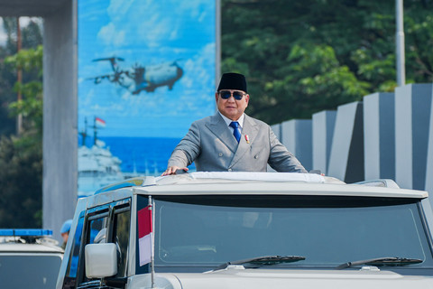 Prabowo Soroti Ancaman Kedaulatan Ekonomi dan Utang Pinjol Warga RI Tembus Rp 106 Triliun