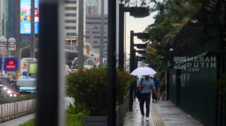 Prakiraan Cuaca Jakarta 4 Oktober 2026: Hujan Diprediksi Sore hingga Malam
