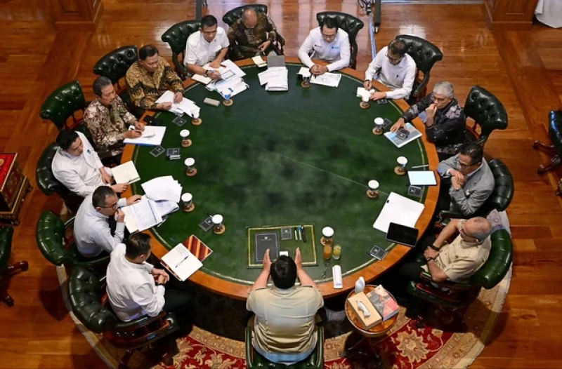 Presiden Prabowo Tinjau Progres Pembangunan Kampung Nelayan di Bogor