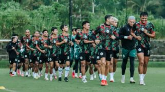 PSS Sleman Kenakan Pita Hitam Sebagai Penghormatan Setelah Tabrakan Maut KM 616