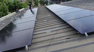 PT KAI Terapkan Energi Surya di Empat Stasiun untuk Stasiun Ramah Lingkungan