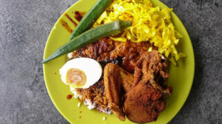 Rekomendasi Tempat Makan Halal 24 Jam di Singapura
