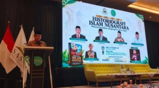 Said Aqil Siroj Luncurkan 11 Jilid Buku Historiografi Islam Nusantara di Surabaya