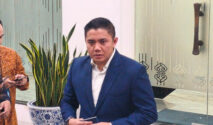 Seskab Teddy Sebut Prabowo Minta Penanganan Karhutla Dipercepat Usut Korporasi