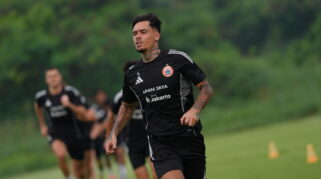 Shin Tae-yong Berikan Update Terbaru Soal Shayne Pattynama dan Marselino Ferdinan