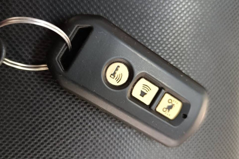Solusi Mengatasi Kehilangan Remote Keyless Motor Tanpa Ganti ECU