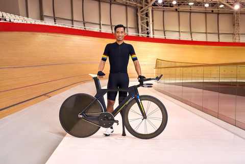 Toyota Dukung Muhammad Fadli, Atlet Para Cycling RI di Asian Para Games 2026