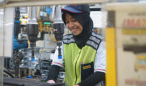 Toyota Tingkatkan Keterlibatan Perempuan di Lini Produksi Melalui Prinsip AMAP