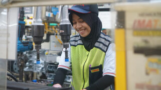 Toyota Tingkatkan Keterlibatan Perempuan di Lini Produksi Melalui Prinsip AMAP