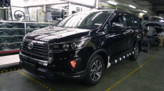 Upgrade Fitur Paddle Shift dan Cruise Control pada Toyota Kijang Innova