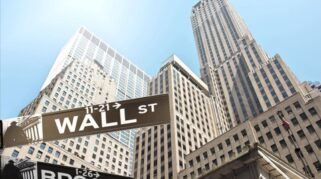 Wall Street Menguat, Nasdaq Cetak Rekor Berkat Nvidia dan Microsoft