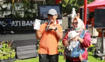 Warga Banyuwangi Menang Motor dan Umrah Berkat Rutin Unggah Struk Pajak