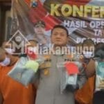 Polres Blitar berhasil mengamankan 65Kg bubuk sejenis mesiu dan petasan siap jual